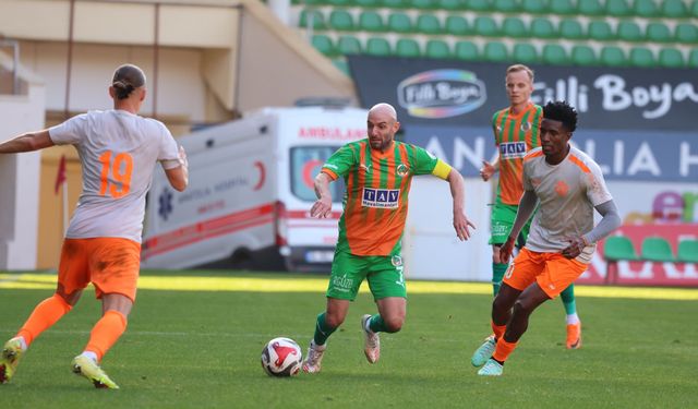 Alanyaspor'dan 'özel' maçta net skor: 2-0