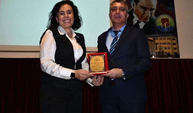 Başhekim öğrencilerle bir araya geldi