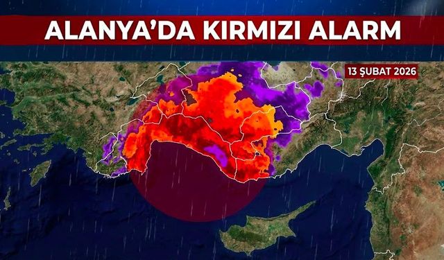 Alanya'da kırmızı alarm: Gökyüzü delindi, afet uydu görüntülerine yansıdı