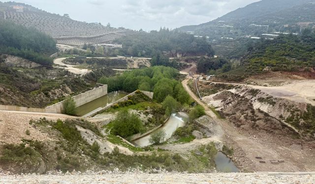 Özçelik’ten baraj uyarısı: Proje gecikiyor