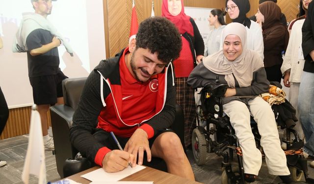 Barış Telli ALKÜ’de gençlerle buluştu: “İmkânsız sadece bir kelime”