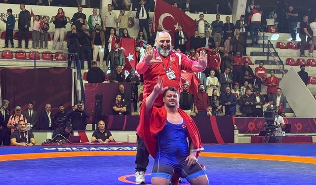 Rıza Kayaalp tarihe geçti: 13’üncü Avrupa Şampiyonluğu ile rekor kırdı