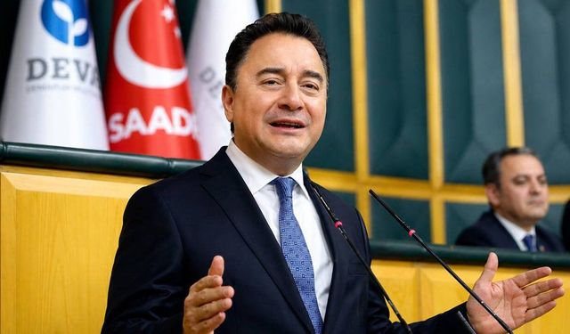 Babacan'dan Antalya'da yeni ittifak ve belediye açıklaması