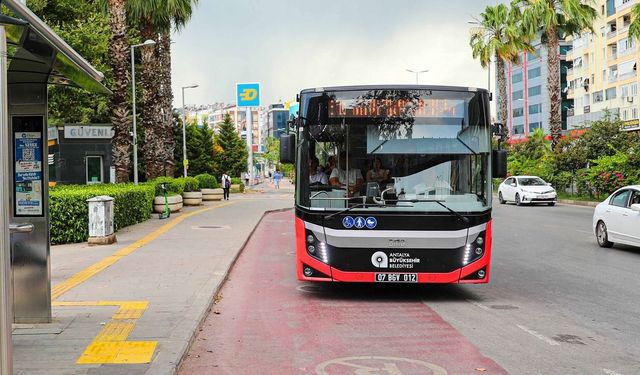 Antalya Büyükşehir'den 1 Mayıs'ta ücretsiz ulaşım kararı