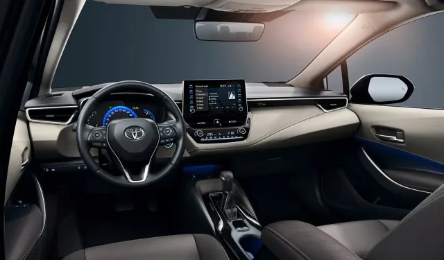 Toyota C-HR ÖTV’siz fiyat listesi 2026: Yeni yasayla kaç TL’ye alınabiliyor?