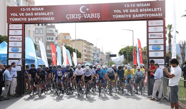 Alanya’da Üniversiteliler pedal çeviriyor: Türkiye Şampiyonası başladı