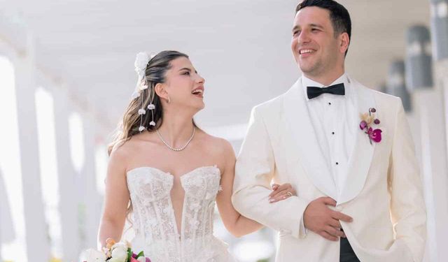 Alanya’da avukat çiftin mutlu günü: Selin Özmen ile Ata Satı dünyaevine girdi