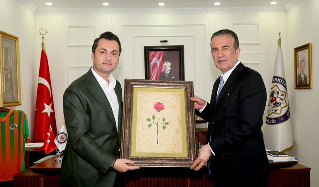 MHP heyetinden Alanya Kaymakamı Şakir Öner Öztürk’e ziyaret