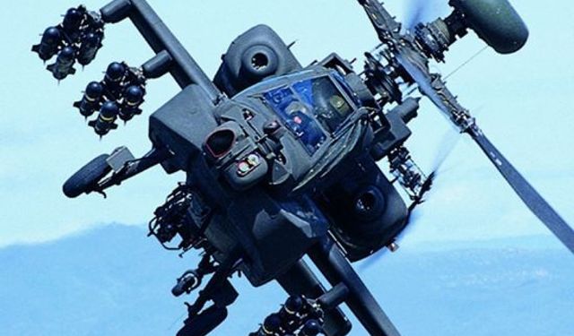Havada panik: Helikopter acil iniş yaptı