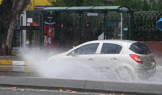 Meteoroloji'den 15 ile sarı kodlu kuvvetli sağanak uyarısı