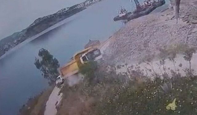 Bodrum'da denize sarkan hafriyat kamyonunda iki yaralı