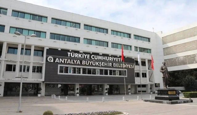 Antalya Büyükşehir ihale soruşturmasında 2 tutuklama