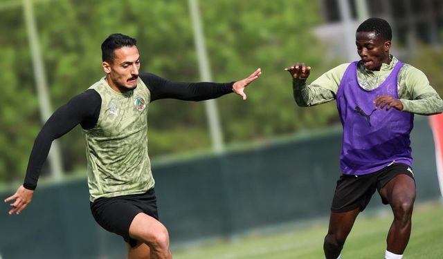 Alanyaspor’da kritik gece: Eksiklerle sahaya çıkacak Şimşek, Kayserispor’u ağırlıyor