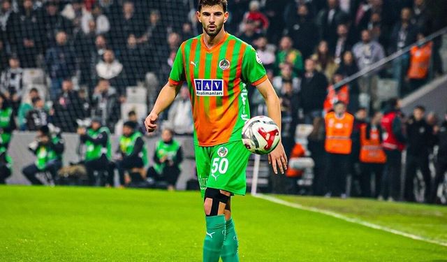 Alanyaspor’un genç yıldızı Ümit Akdağ için transfer yorumu: “Kaçırılmaması gereken fırsat”