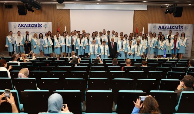 ALKÜ’de 2025-2026 Akademik atama ve yükseltme töreni coşkusu