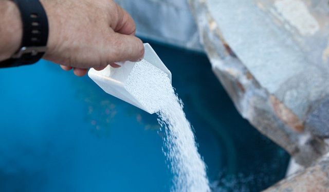 Yetersiz klorlanan havuzlar enfeksiyon riskini artırıyor