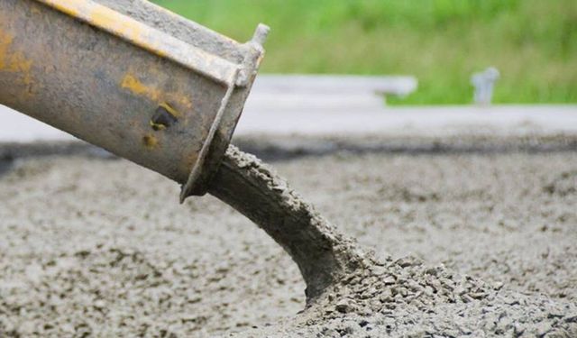 Alanya'da kaçak yapıya beton verene 500 bin lira ceza