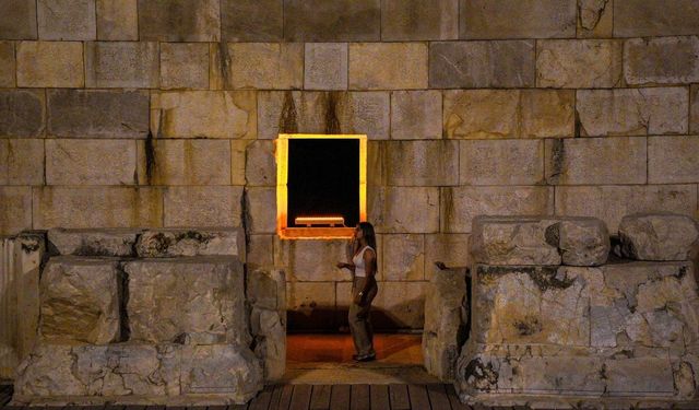 Kaş'ta Patara Antik Kenti gece ziyaretine açıldı