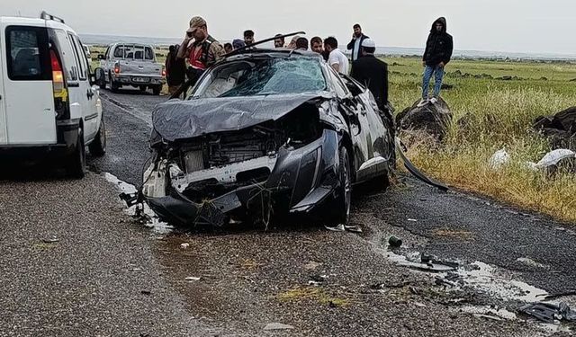 Diyarbakır’da nişan dönüşü facia: Kaza haberi üçüncü canı aldı