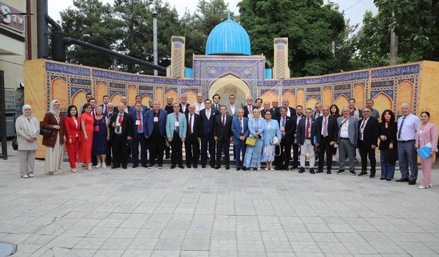 Özbekistan’daki KGK Medya ve Eğitim Paneli’nde medyanın geleceği tartışıldı