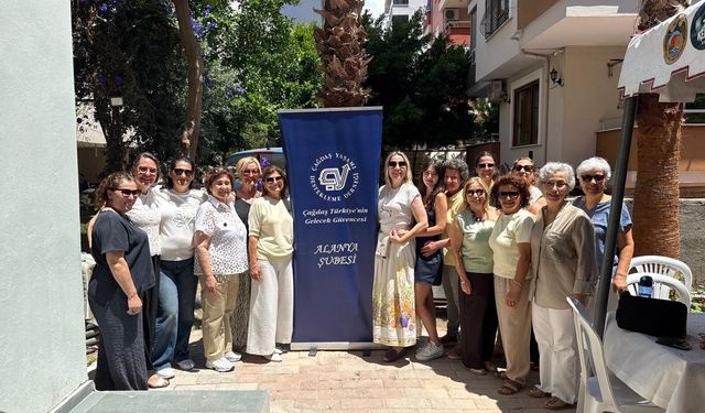Alanya’da kız öğrencileri yurduna kavuştu