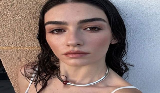 Hazar Ergüçlü'nün tatil fotoğrafları dikkat çekti
