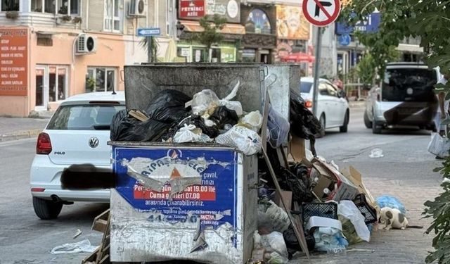 Muratpaşa'da çöp birikintileri kent estetiğini bozuyor