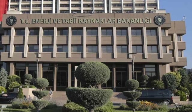TENMAK 300 öğrenciye aylık 13 bin 750 TL burs verecek