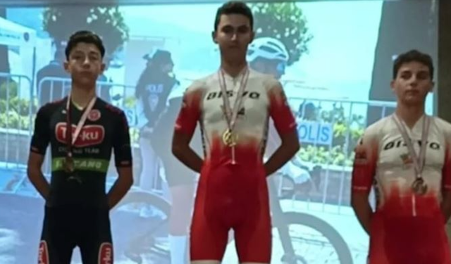 Alanyalı pedallar Muğla'da kürsüye çıktı