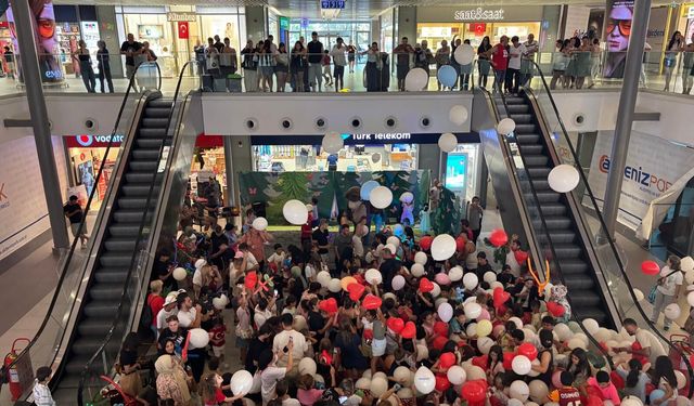 Akdeniz Park AVM’de 30 Ağustos coşkusu sanat ve eğlenceyle taçlandı