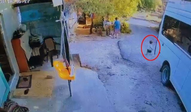 Antalya'da acı olay: Babasının aracının altında kalan bebek hayatını kaybetti