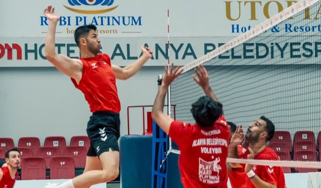 ON Hotels Alanya Belediyespor'da sezon heyecanı! İlk galibiyet için İstanbul'a gidiyor