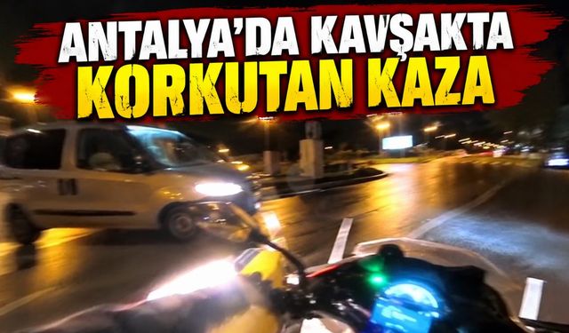 Antalya'da motosiklet kazası kask kamerasında: Sürücü yaralandı