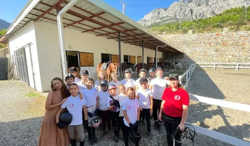 Alanya'da Türkiye Binicilik Federasyonu himayesinde ilk kulüp açıldı