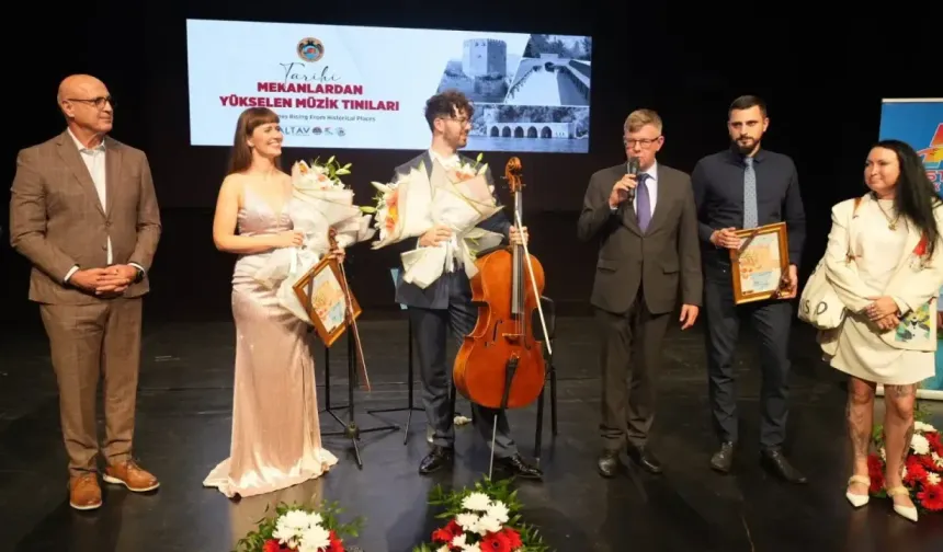 Tarihi Mekanlardan Yükselen Müzik Tınıları Alanya’da yankılandı