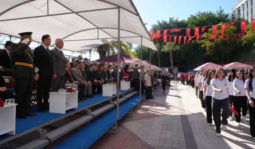 Alanya'da dolu dolu bayram kutlaması