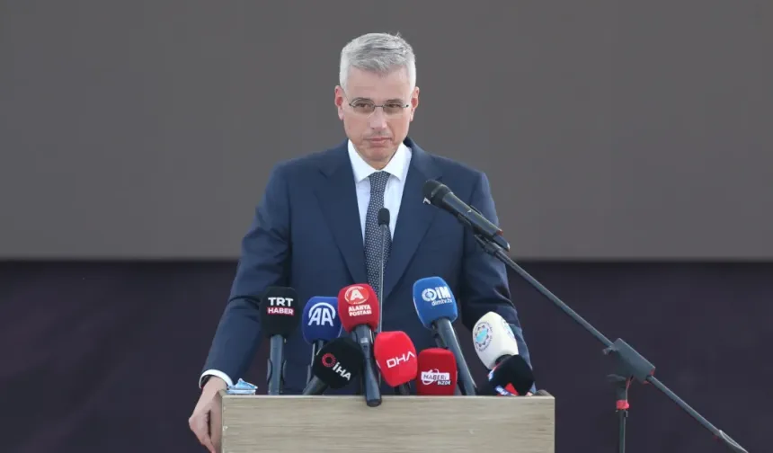 Bakan Memişoğlu'ndan önemli açıklamalar! ALKÜ akademik yıl açılış töreninde konuştu