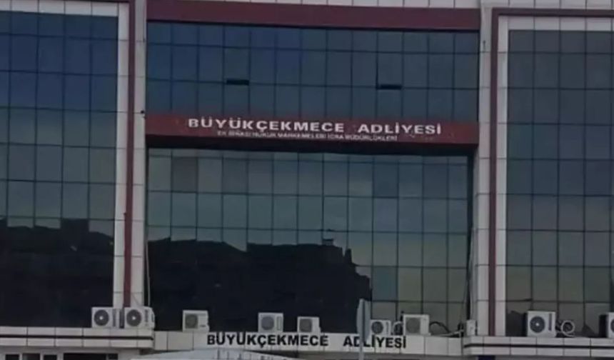 Adliyede akıllara durgunluk veren kaçırma: Emanet kasasını boşalttılar!