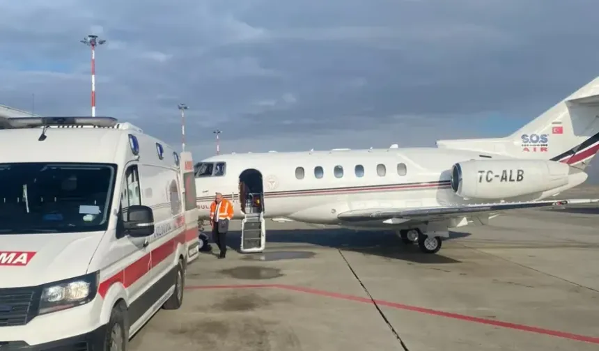 Ambulans uçak 4 günlük bebek için havalandı