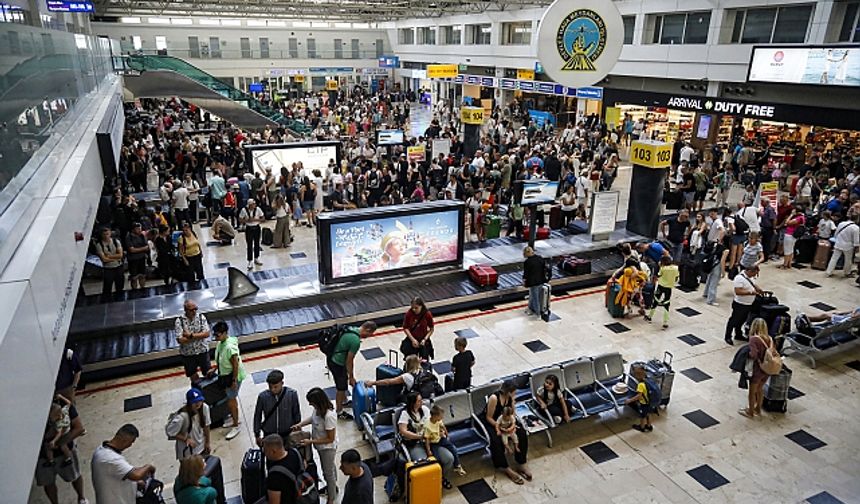 Antalya'ya yeni uçuş müjdesi: Sezon boyu turist taşıyacak