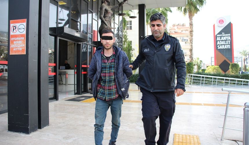 Alanya'da Suriyelilerin kavgası k*nlı bitti