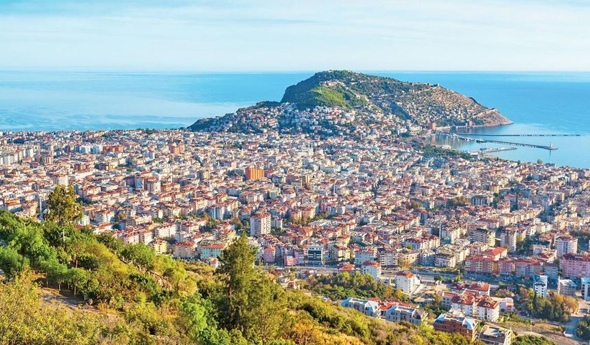 Alanya'da üreticiler yanlış politika kurbanı oldu