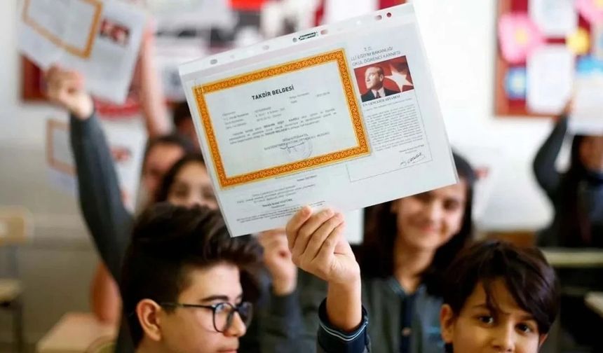 Alanya’da yarıyıl tatili başlıyor! 64 bin öğrenci karne alacak