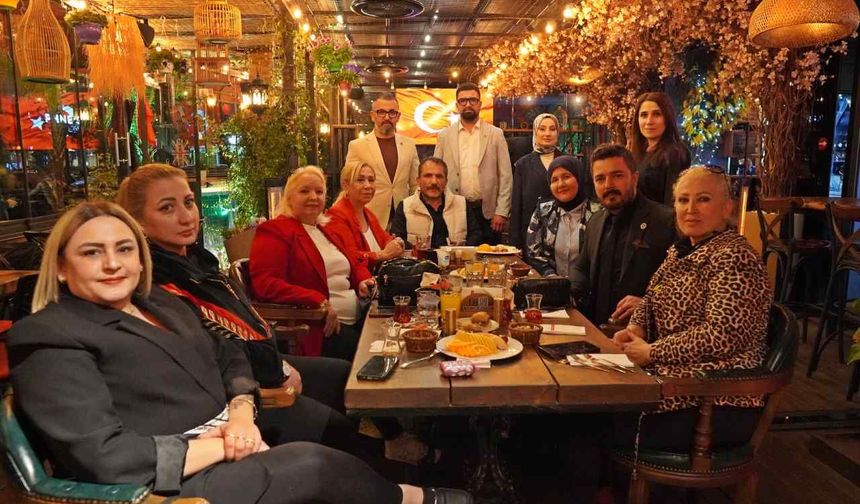 EMŞAV Alanya'dan anlamlı iftar