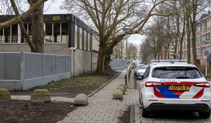 Amsterdam’da Yahudi okulunda patlama alarmı