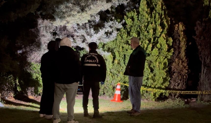 Parkta erkek c*sedi bulundu