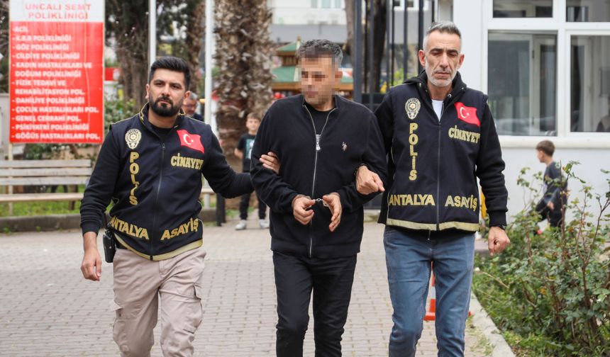 Antalya’da park yeri tartışması c*nayetle bitti