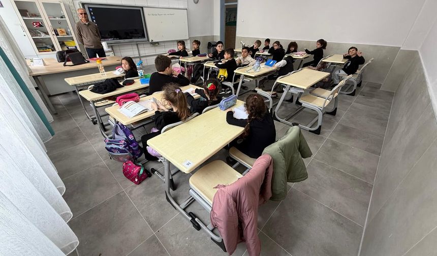 EMŞAV’ın destek verdiği sınıf eğitime başladı