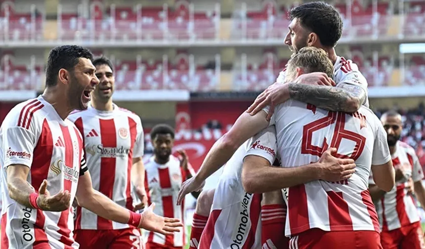 Antalyaspor evinde Eyüpspor'a acımadı
