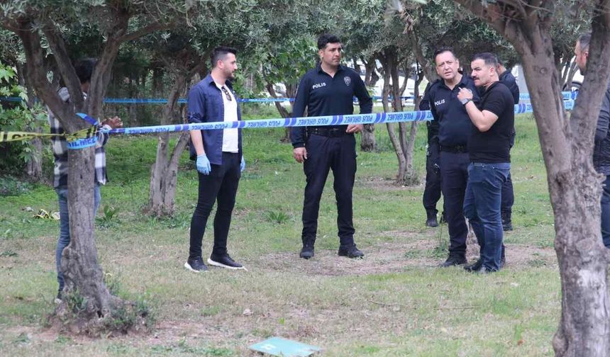 Antalya’da ağaçlık alanda şüpheli ölüm